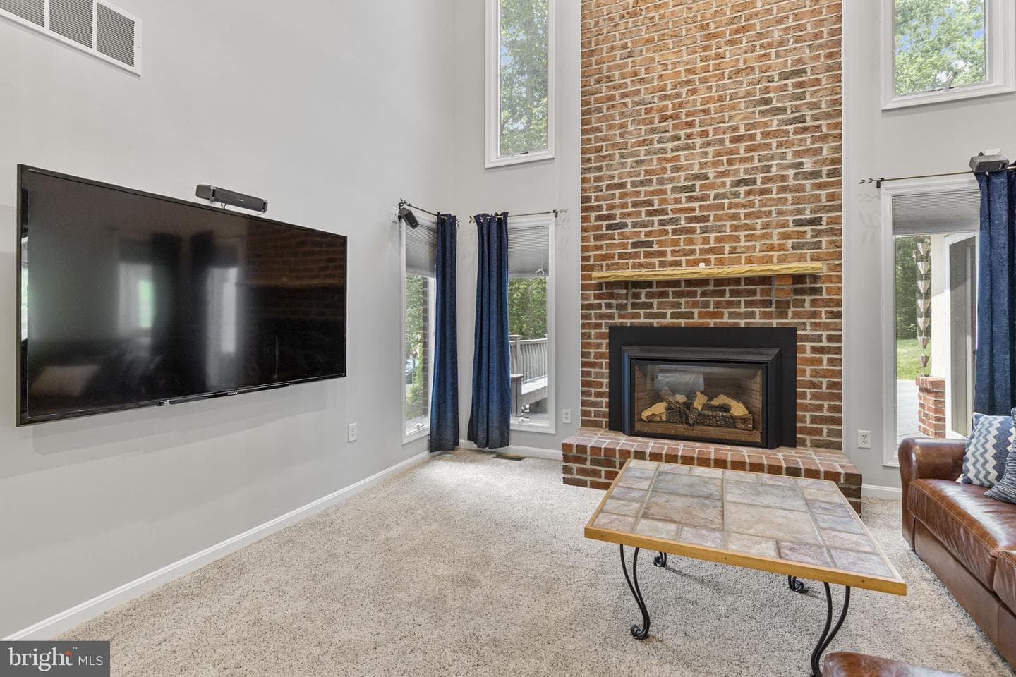 2205 Erin Way photo 7