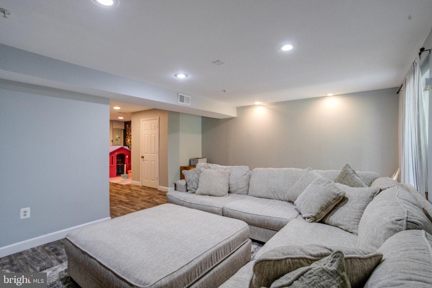 214 Gracecroft Court photo 56