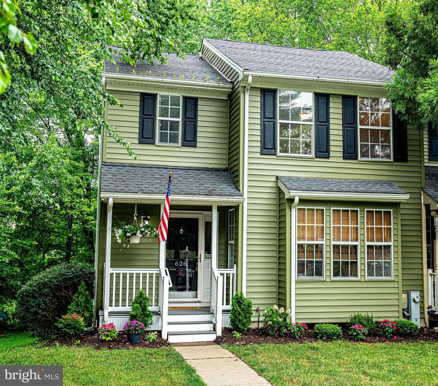 626 Gairloch Place photo 3