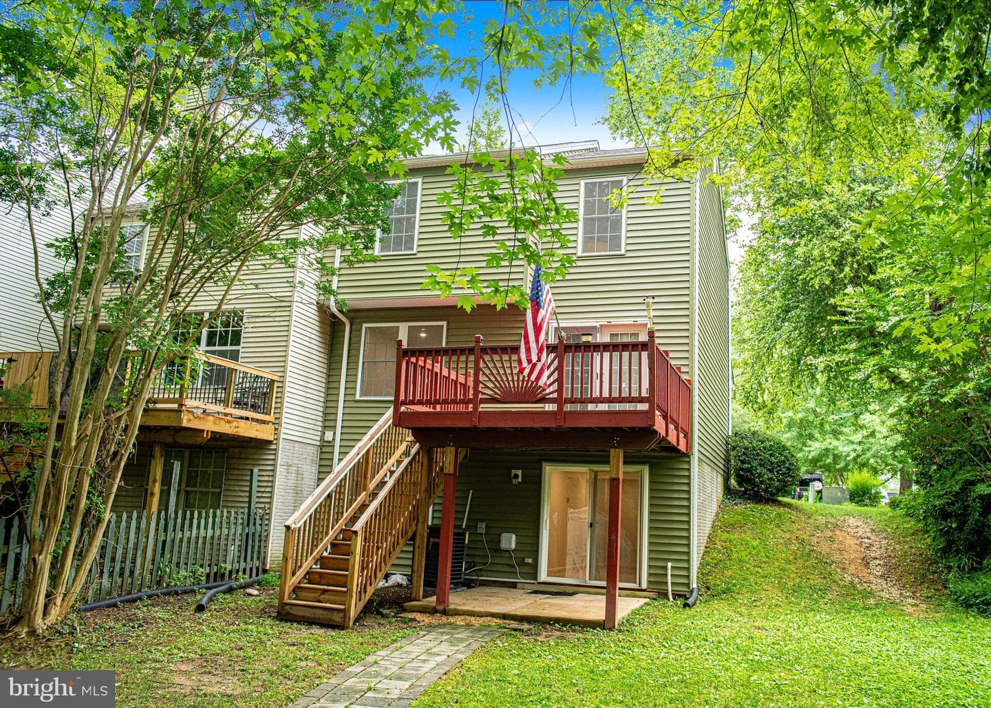 626 Gairloch Place photo 38