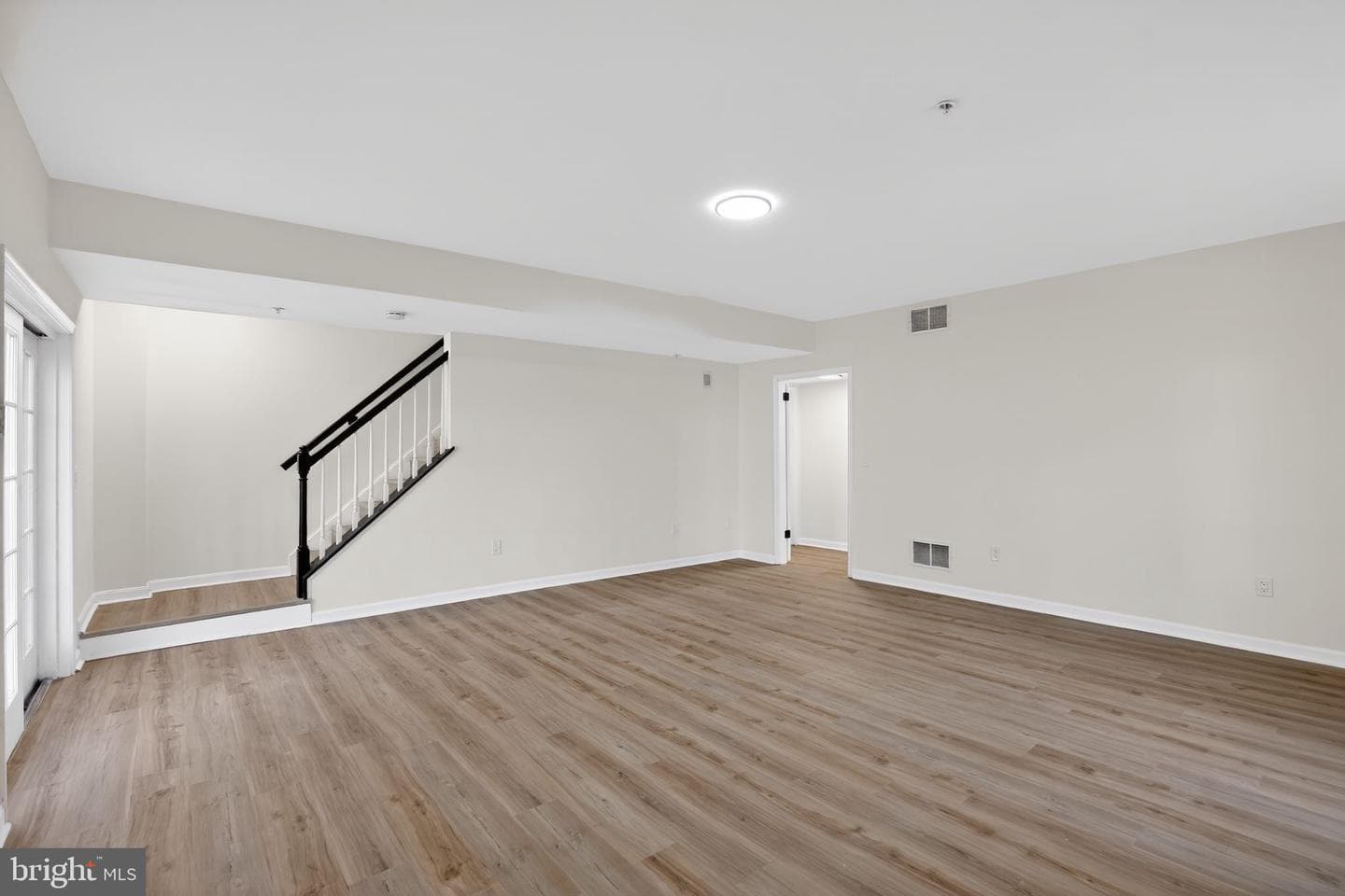 906 Whispering Ridge Lane photo 14