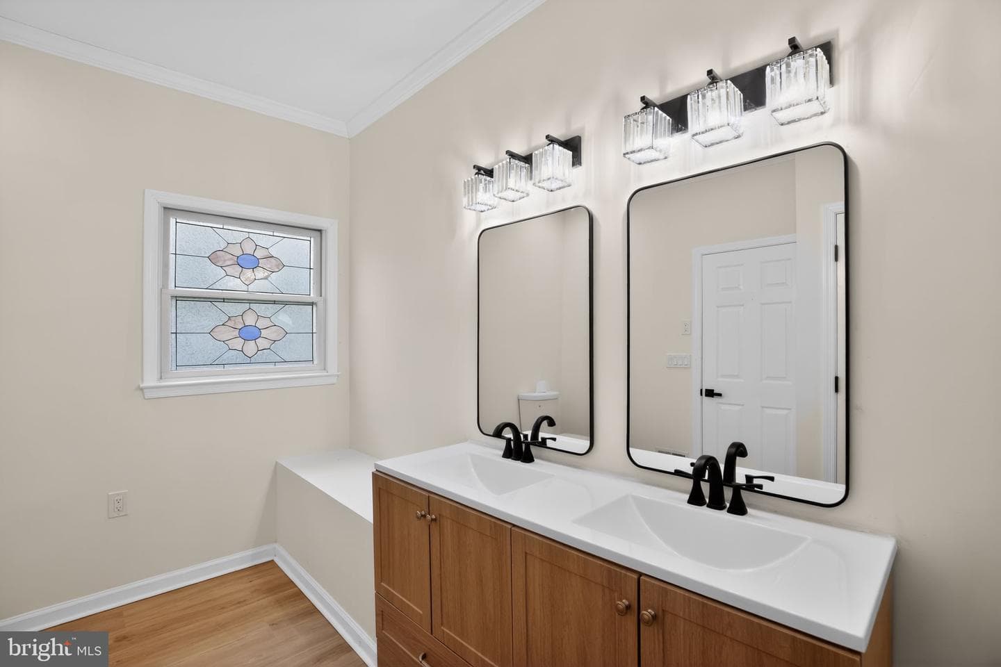 906 Whispering Ridge Lane photo 19