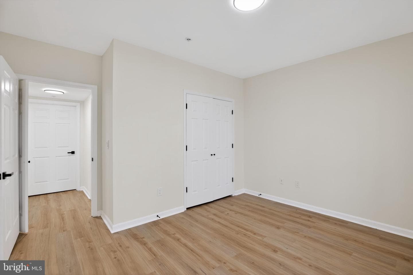 906 Whispering Ridge Lane photo 22