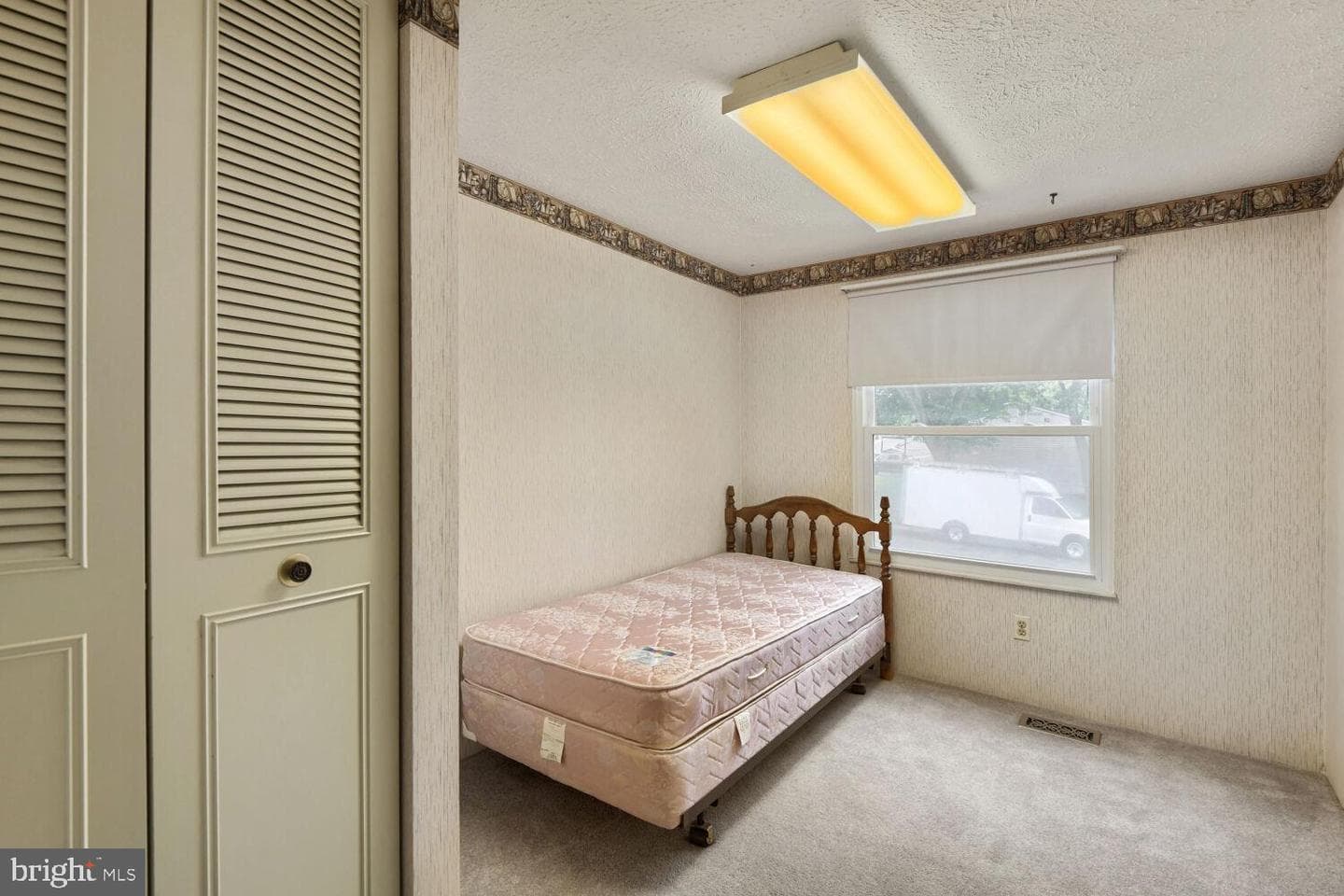 1520 Meadowcrest Court photo 25