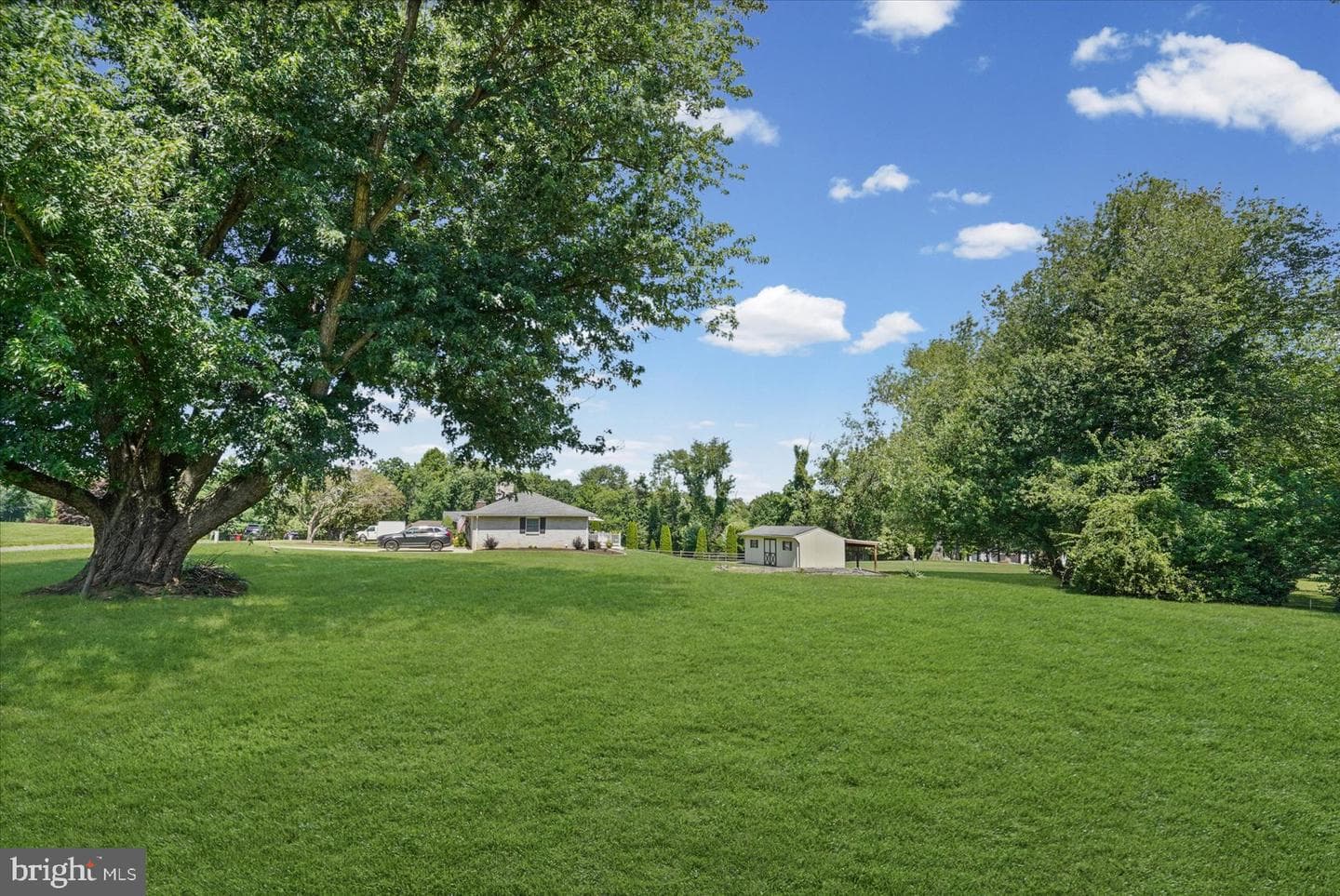 2235 Warfield Drive photo 42