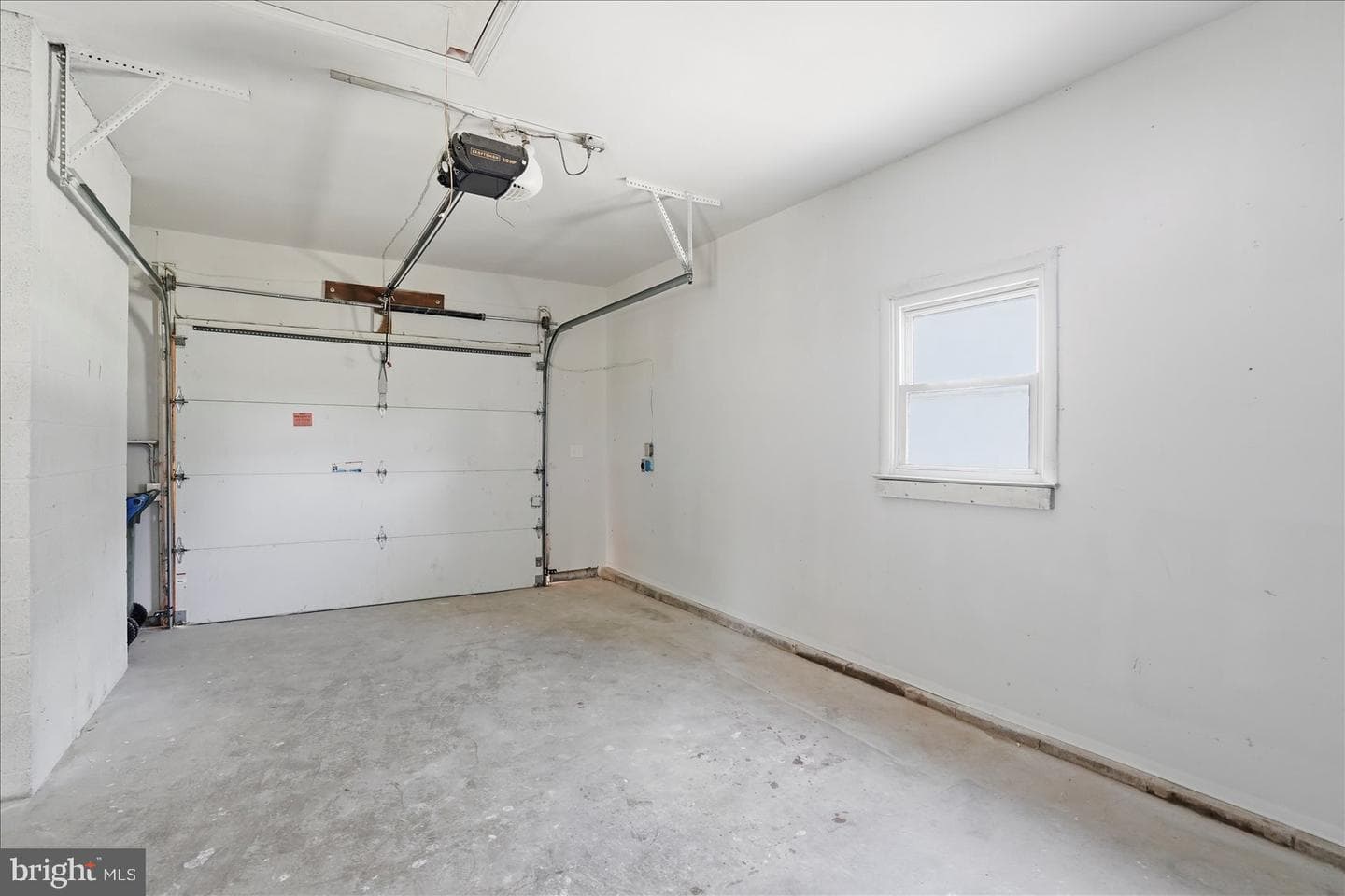 2235 Warfield Drive photo 46