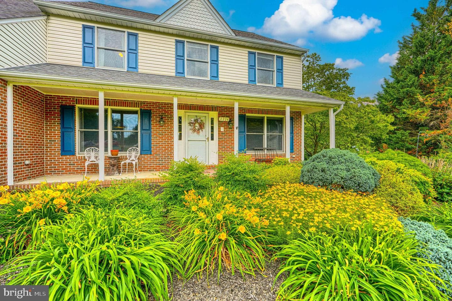 2224 Warfield Drive photo 4