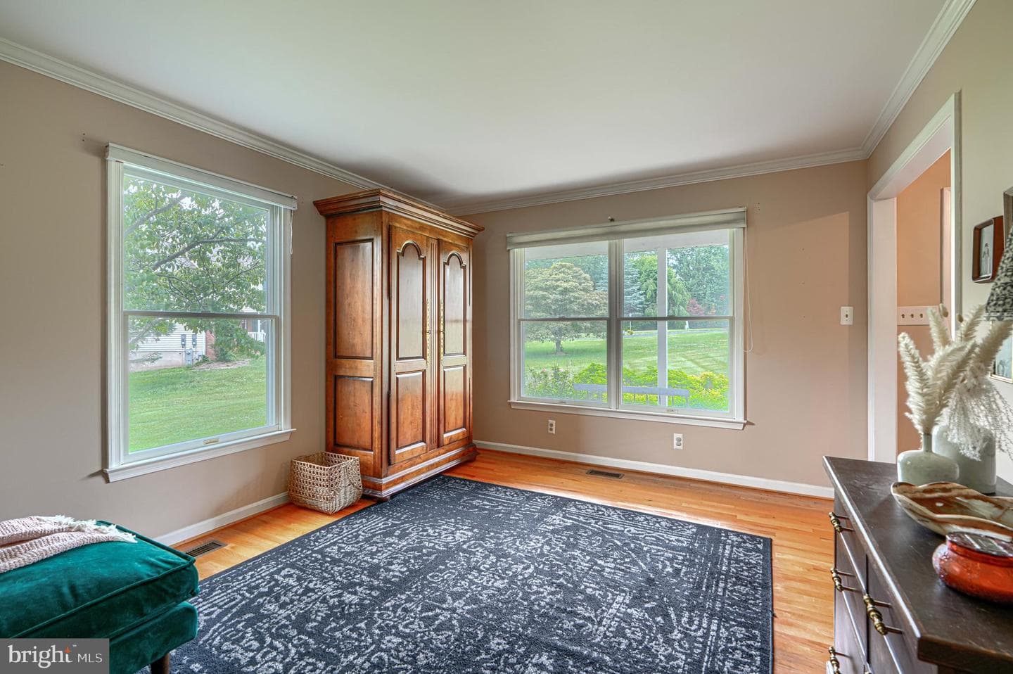 2224 Warfield Drive photo 9