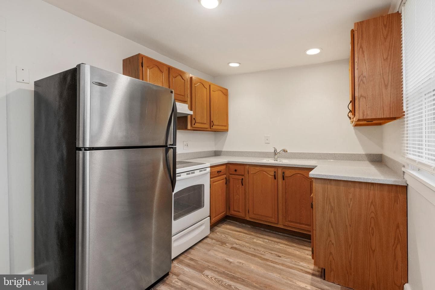 27 E Bel Air Avenue photo 15