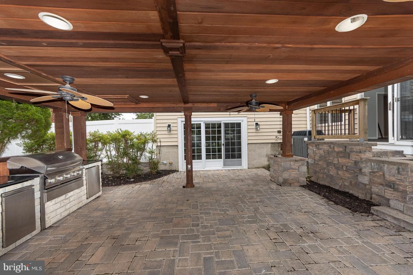 737 Shore Drive photo 23