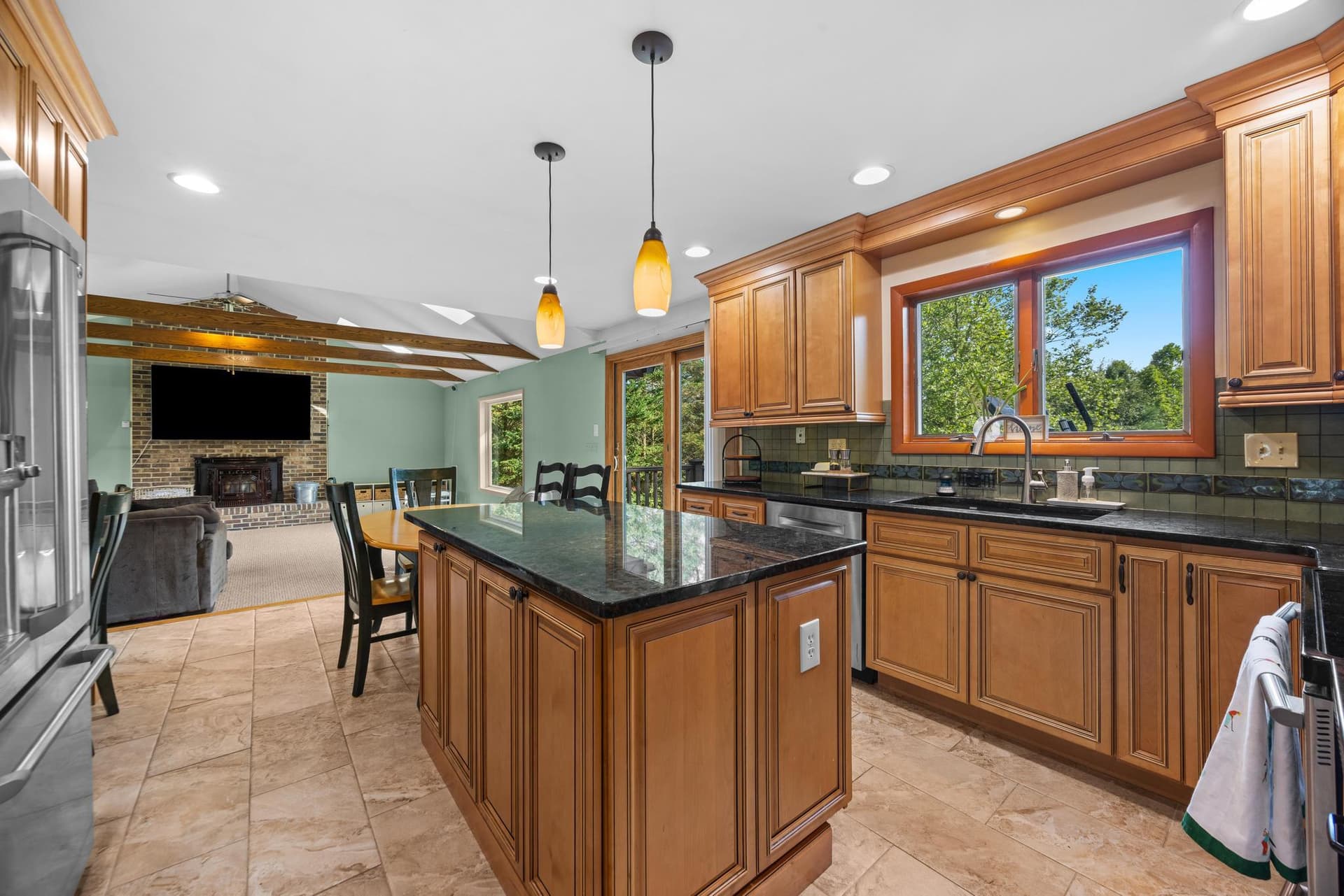 3204 Bryson Court photo 4