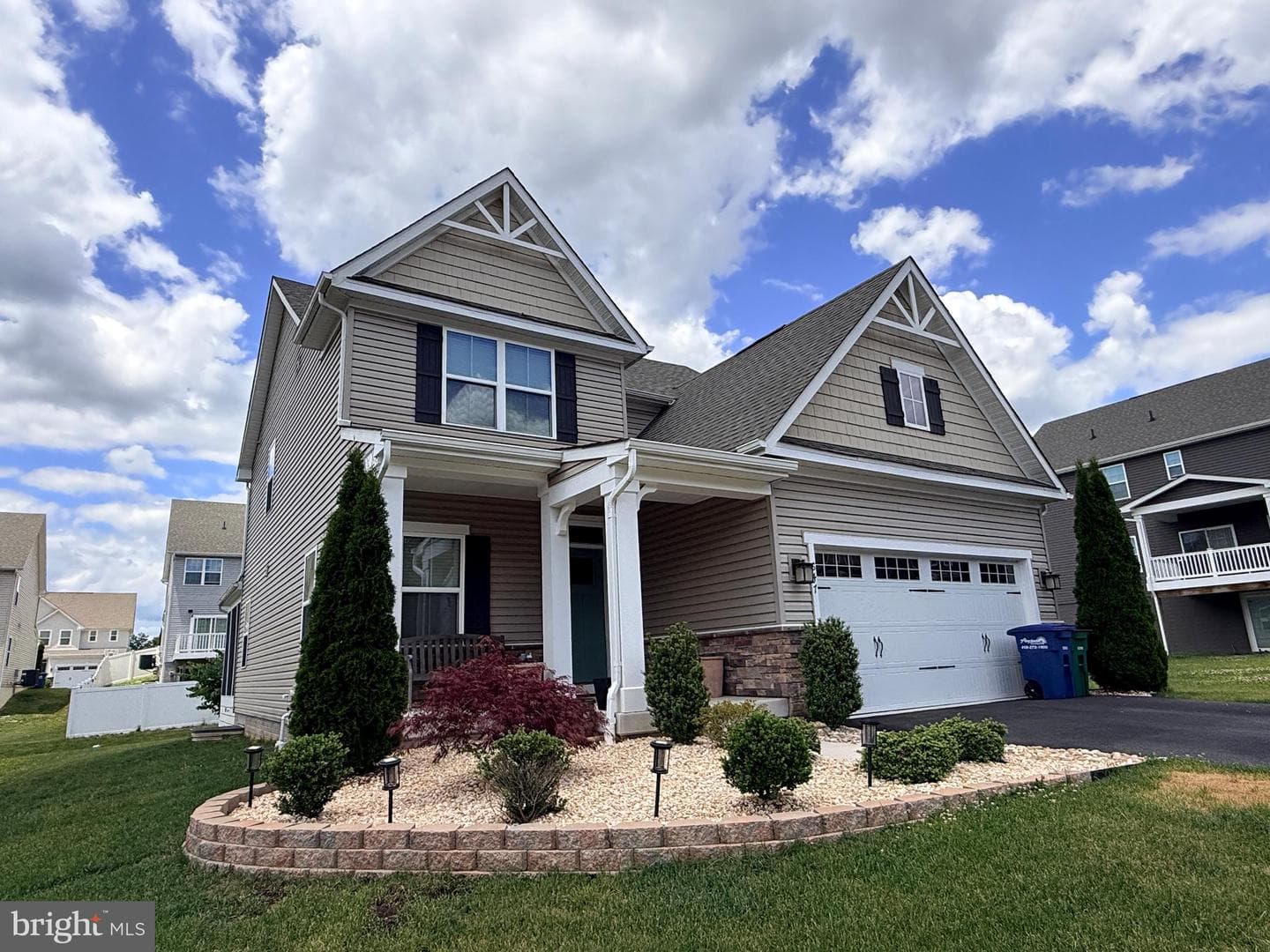 647 Falcon Lane, Aberdeen