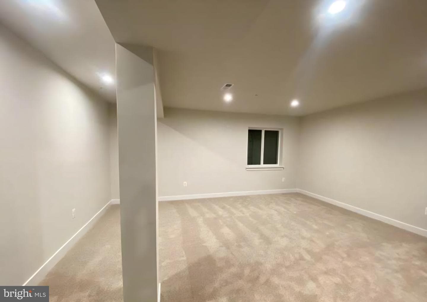647 Falcon Lane photo 22