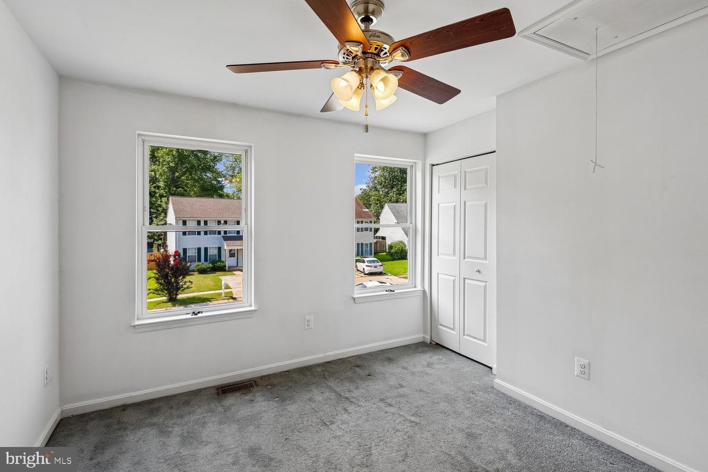 472 Winterberry Drive photo 28