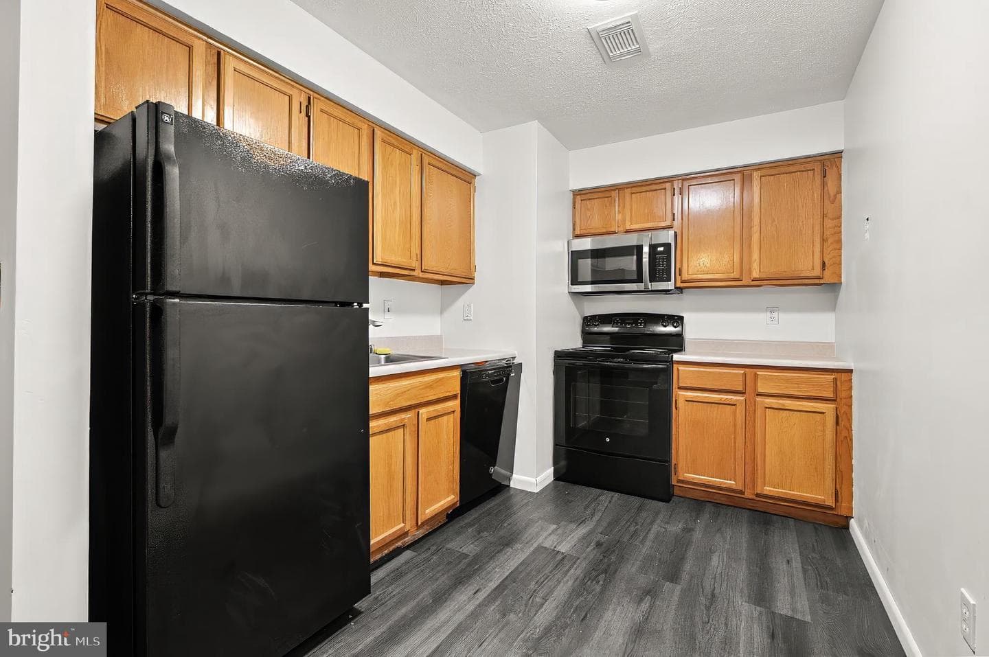 1002 Magnolia Woods Court #1002-E, Edgewood