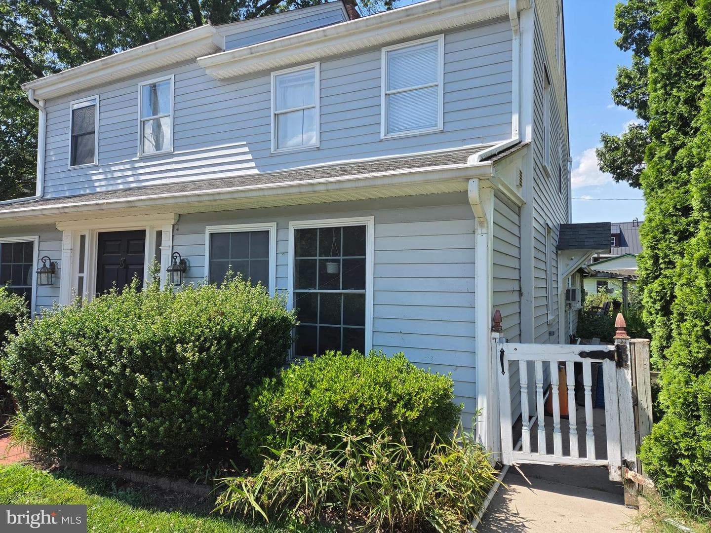 567 Green Street photo 4