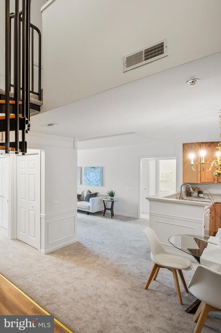 506 Lloyd Place #9 photo 3