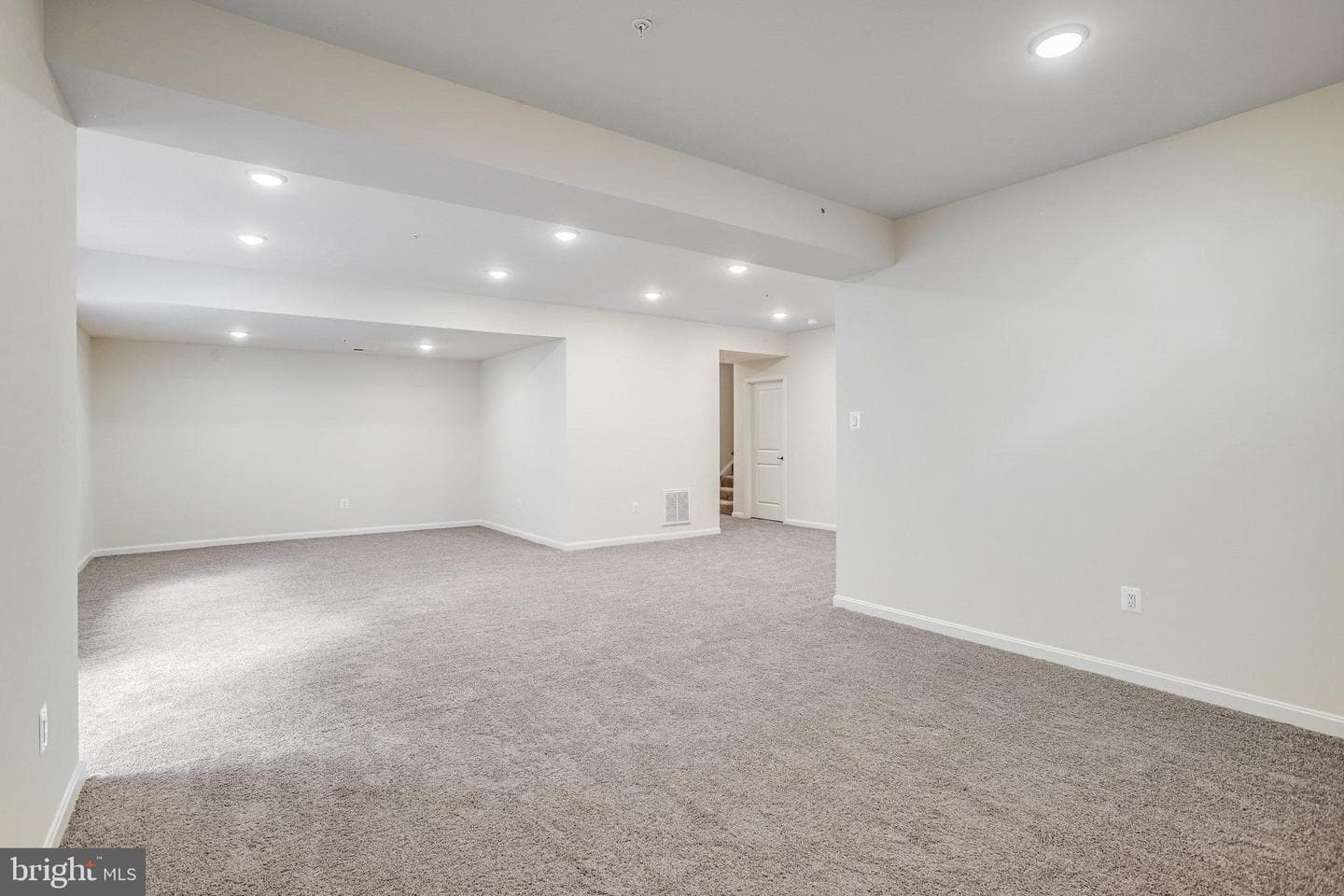1617 Shady Tree Court photo 18