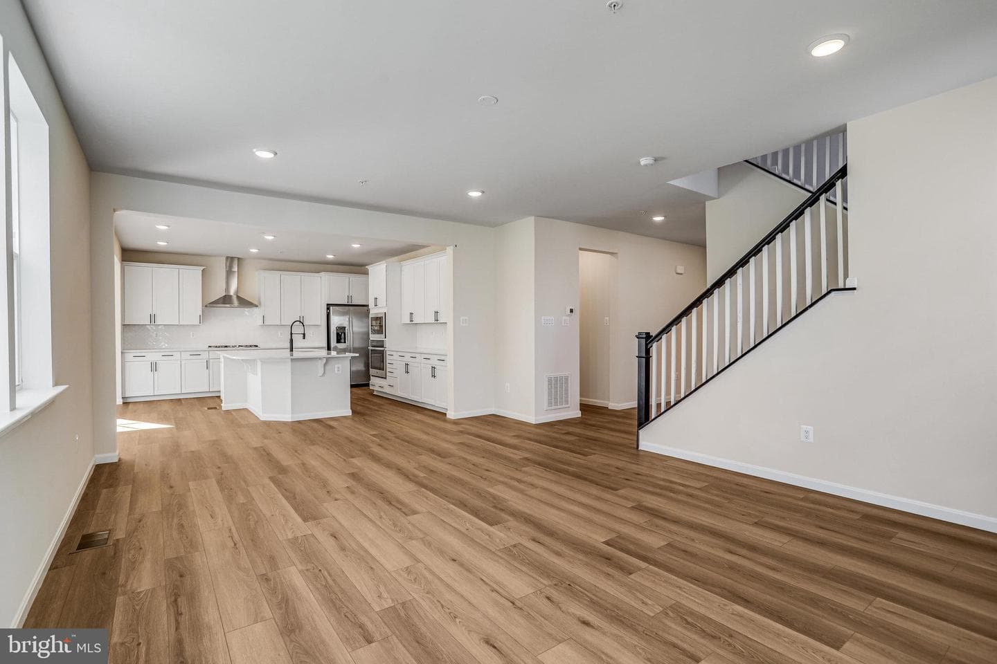 1617 Shady Tree Court photo 25