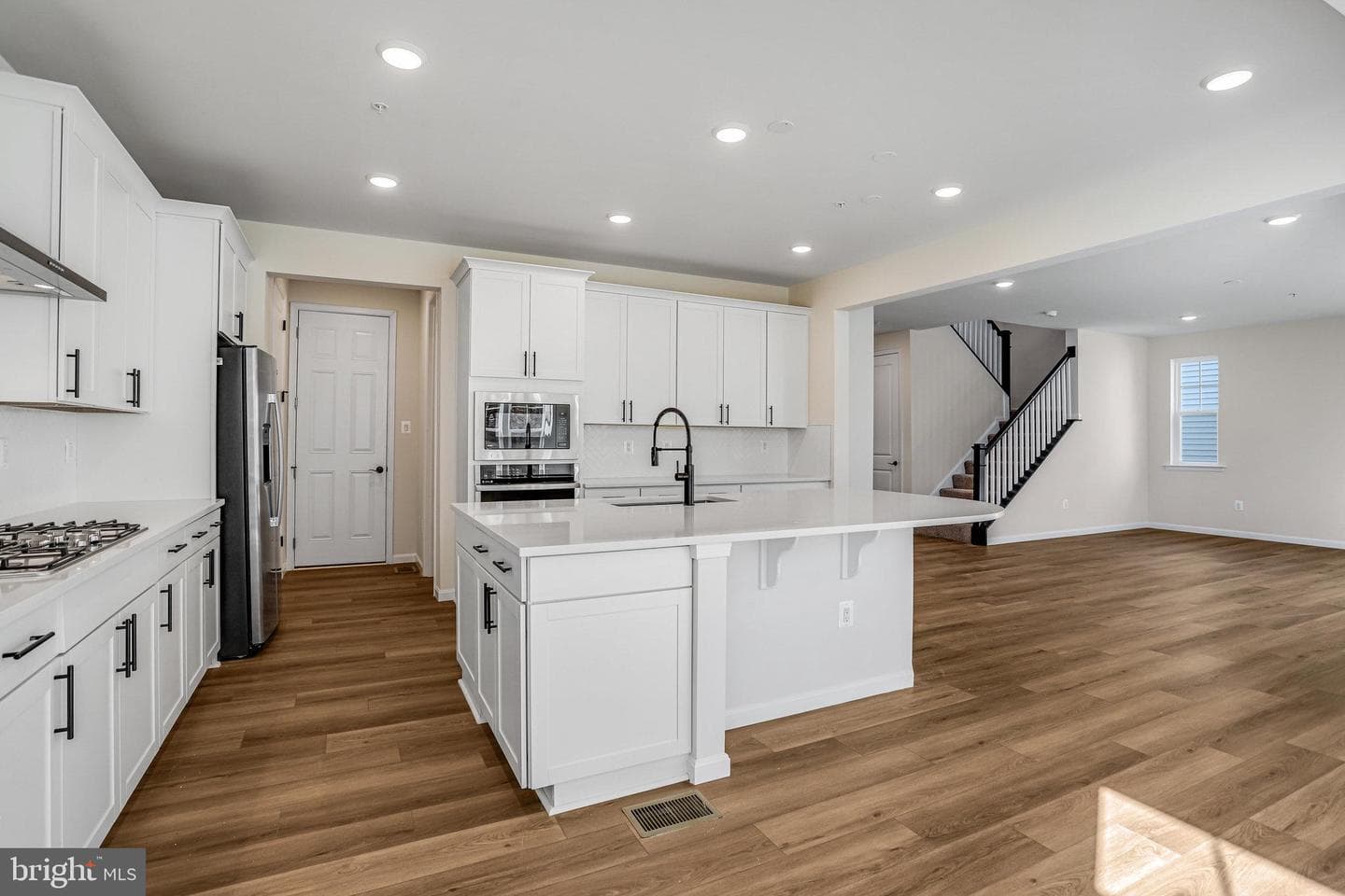 1617 Shady Tree Court photo 31