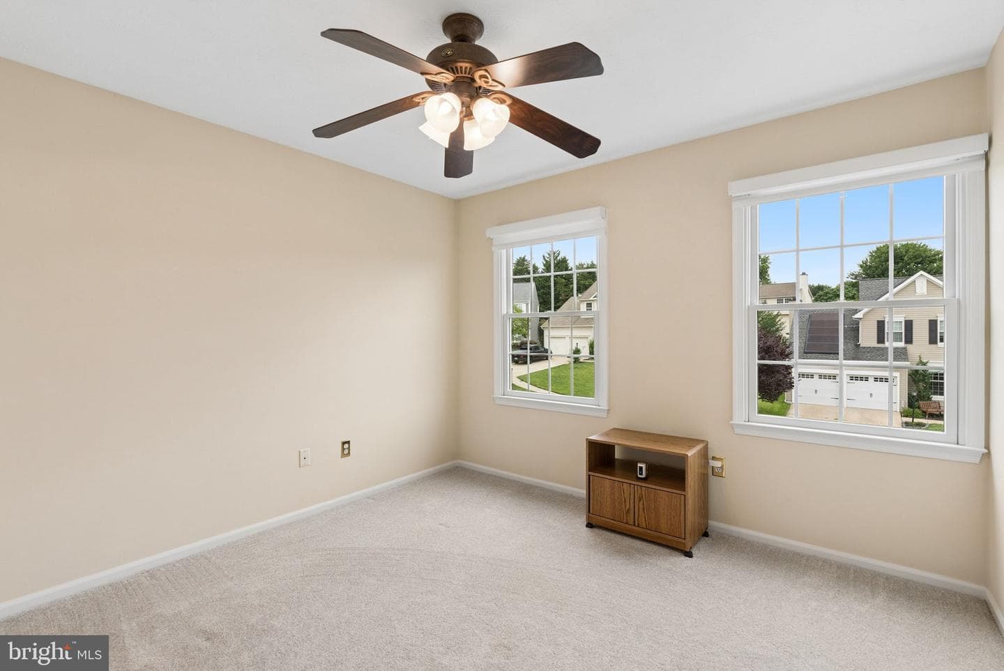 403 Silver Beech Court photo 38