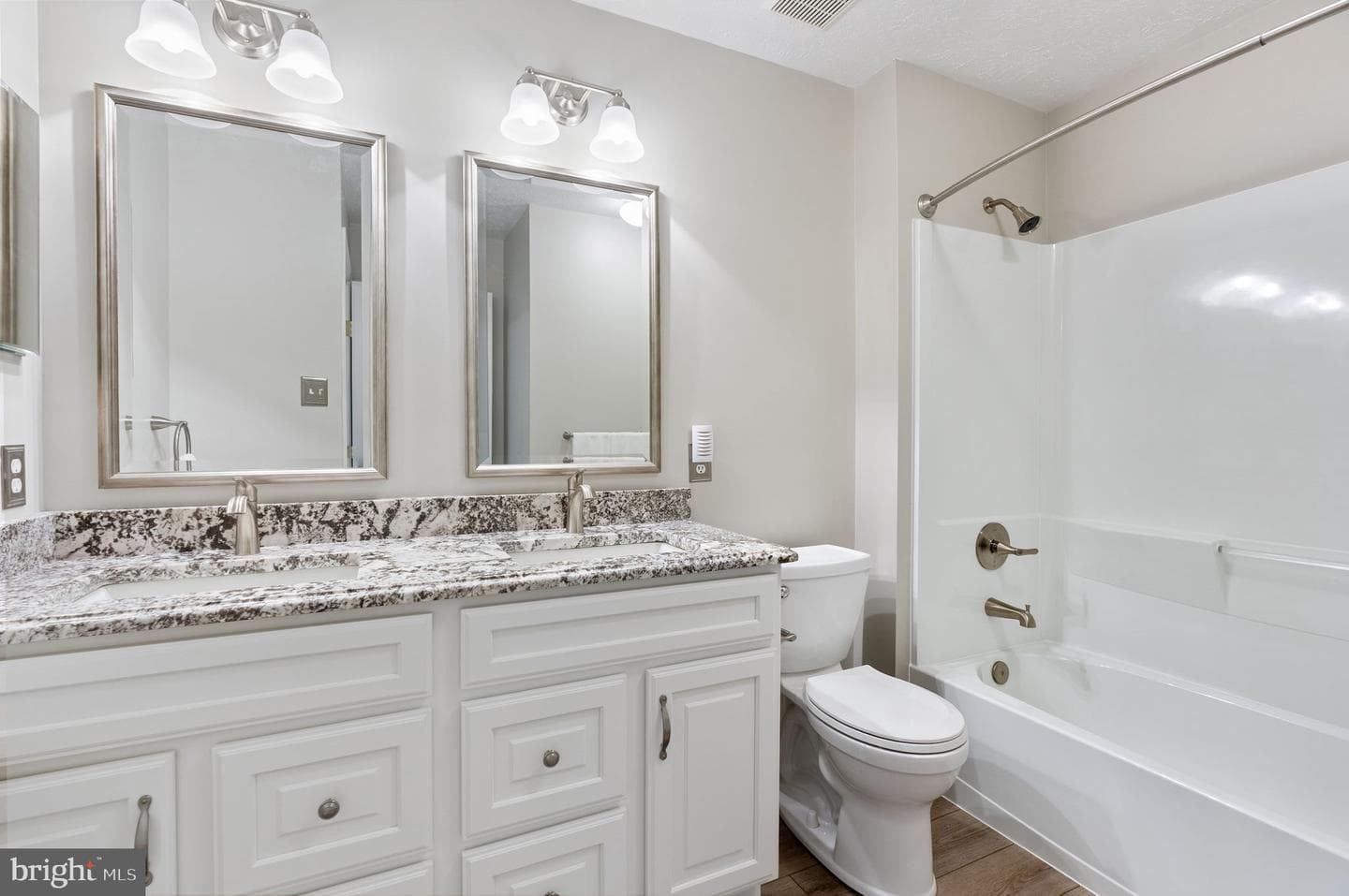403 Silver Beech Court photo 45