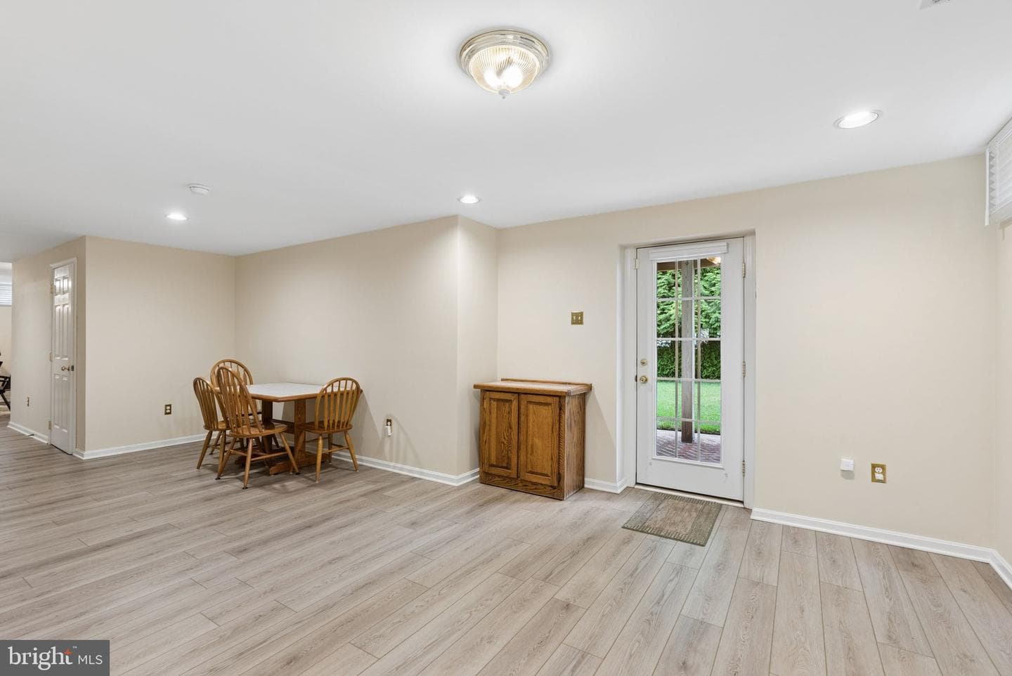 403 Silver Beech Court photo 47
