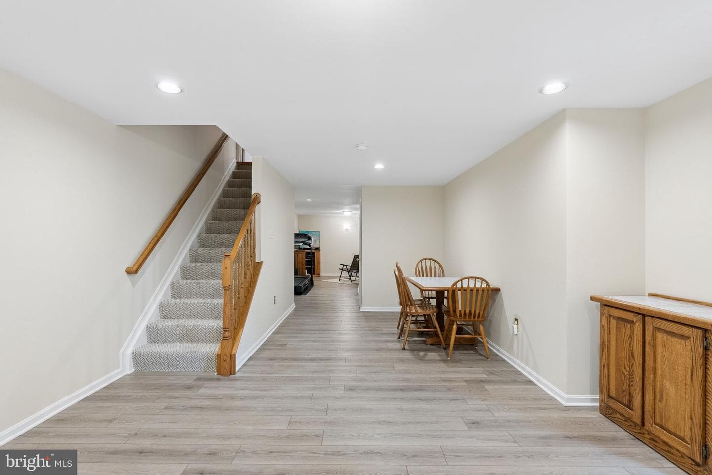403 Silver Beech Court photo 48
