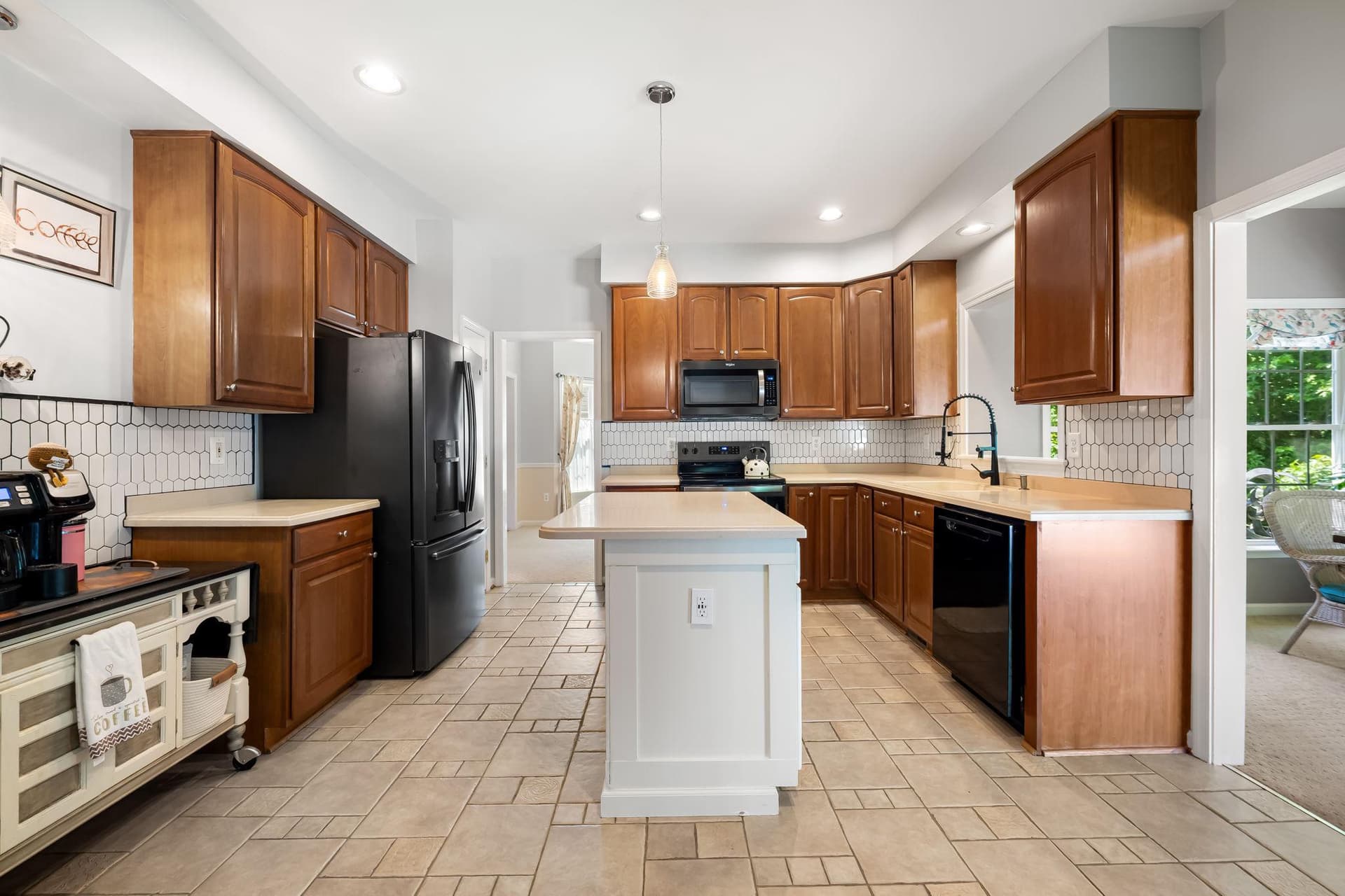 4806 Seven Trails photo 3