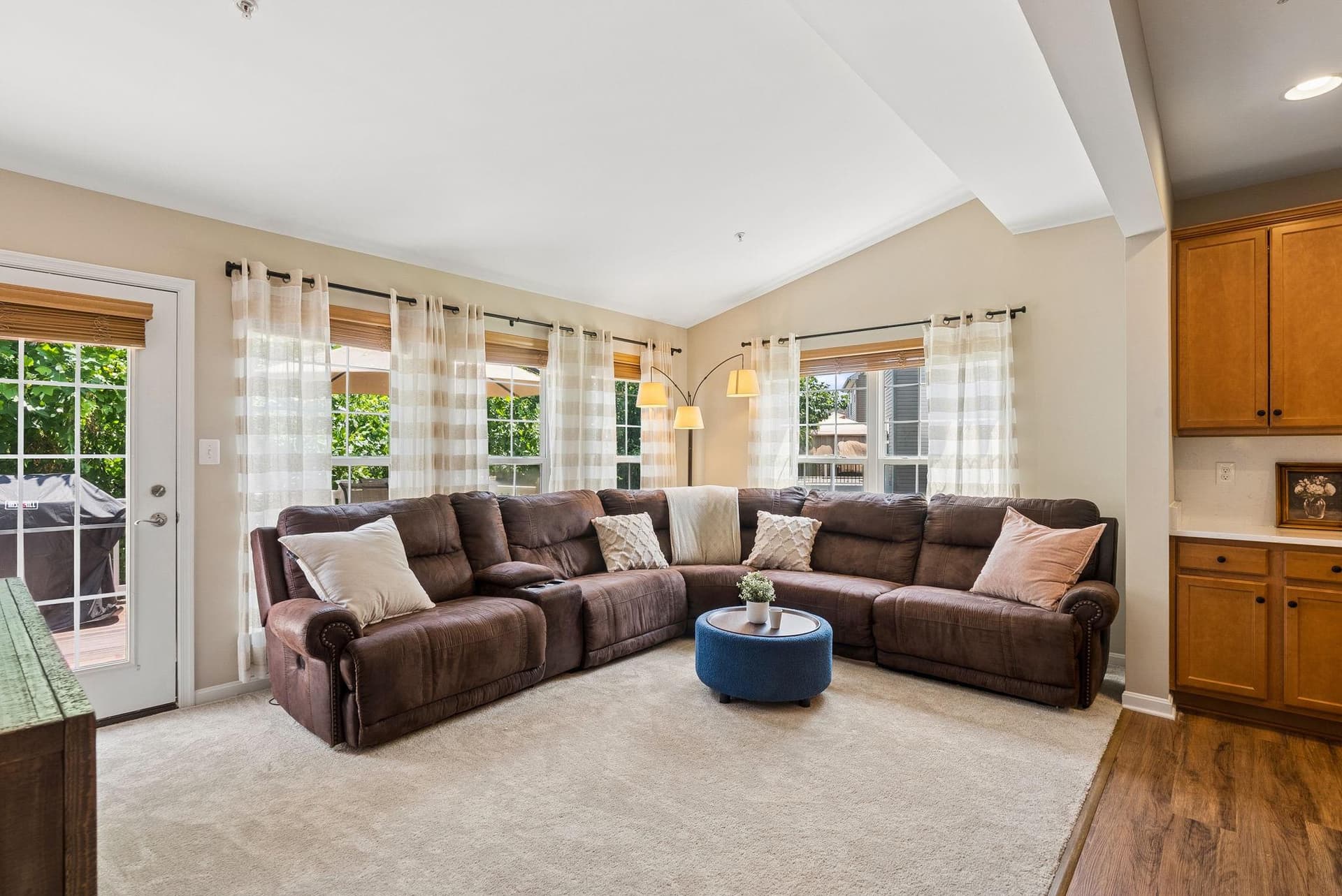 519 Lothian Way #180 photo 6