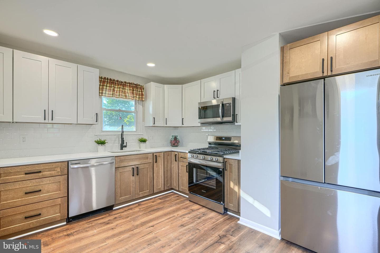 505 W Ring Factory Road photo 12