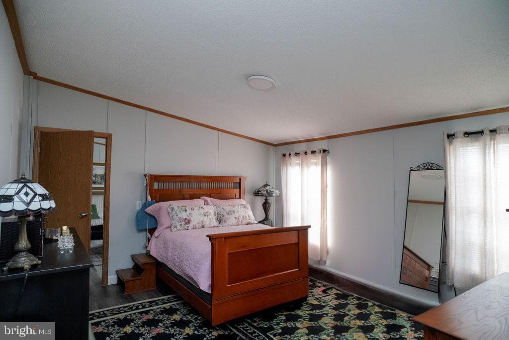 428 Pollack Dr photo 9