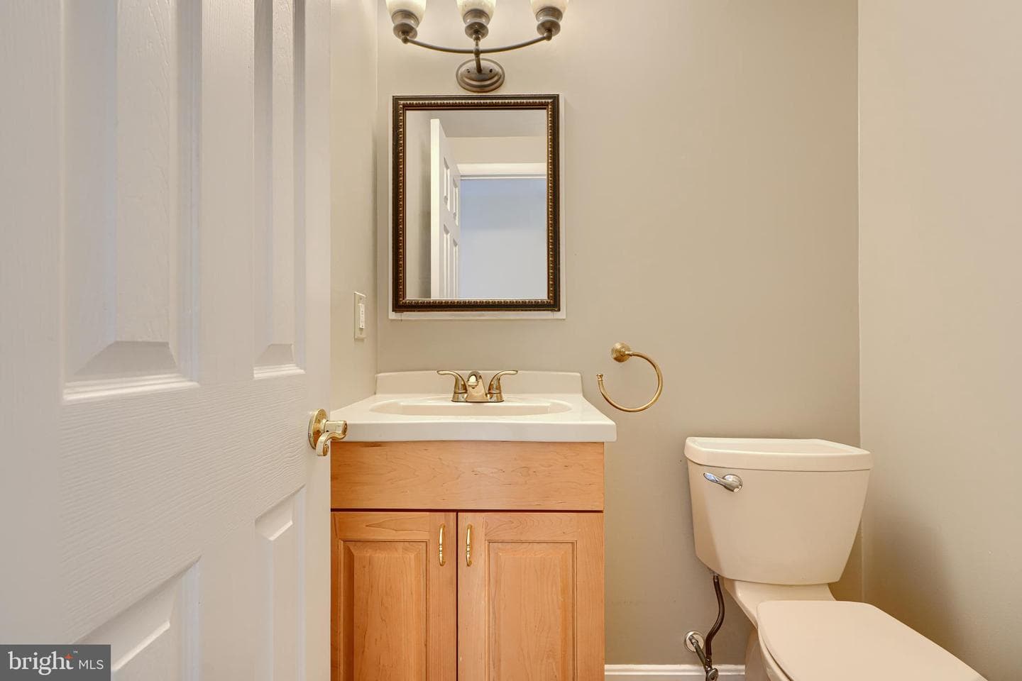 1505 Westminster Ct photo 23