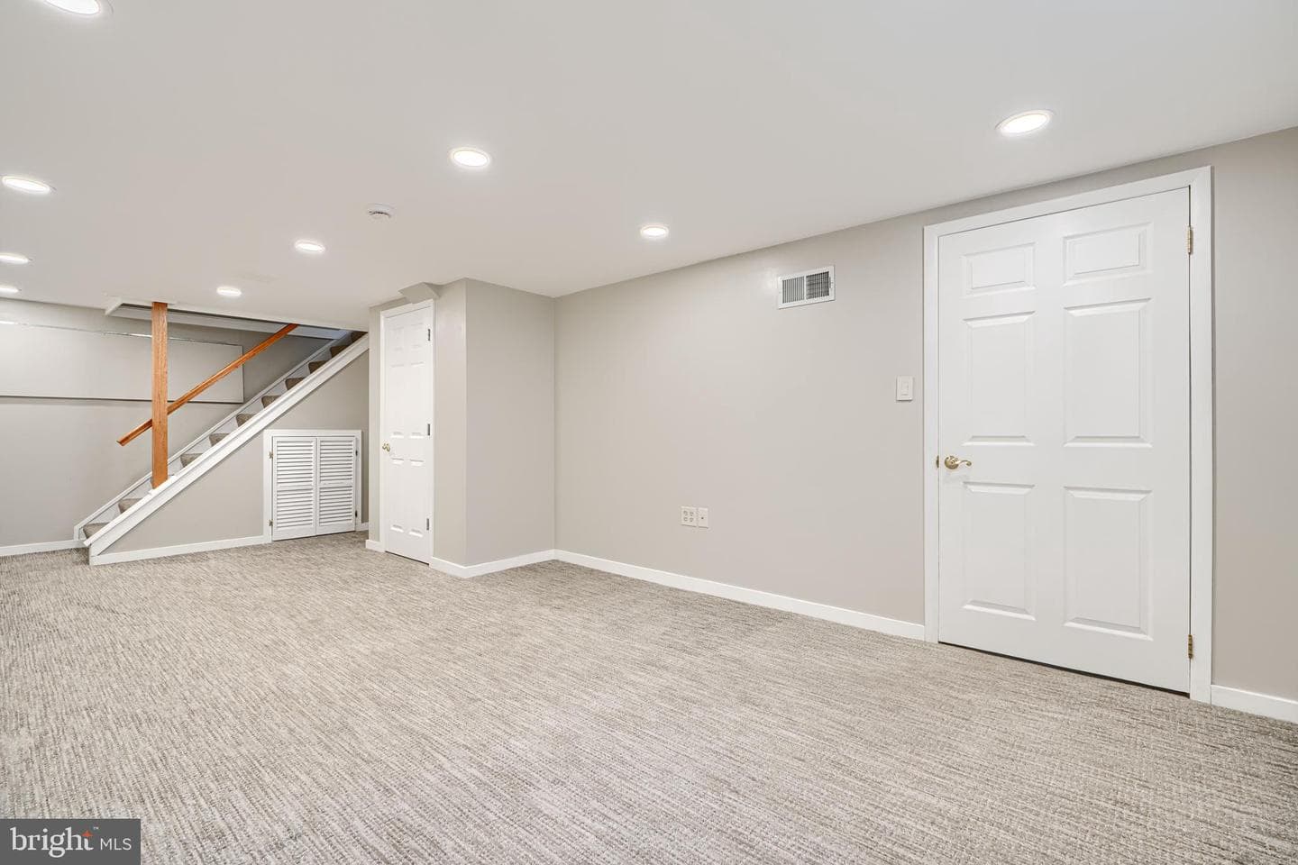 1505 Westminster Ct photo 41