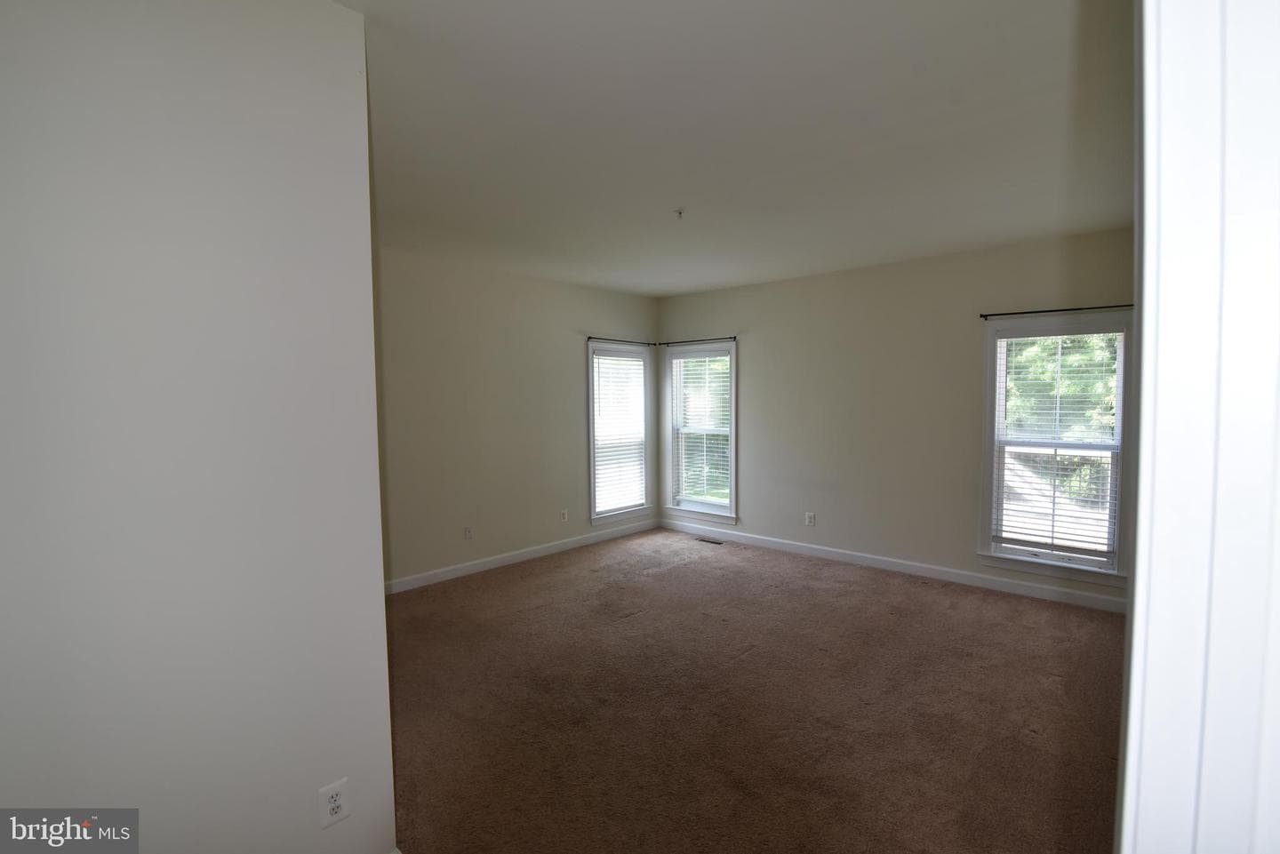 139 Hokeland Drive photo 46
