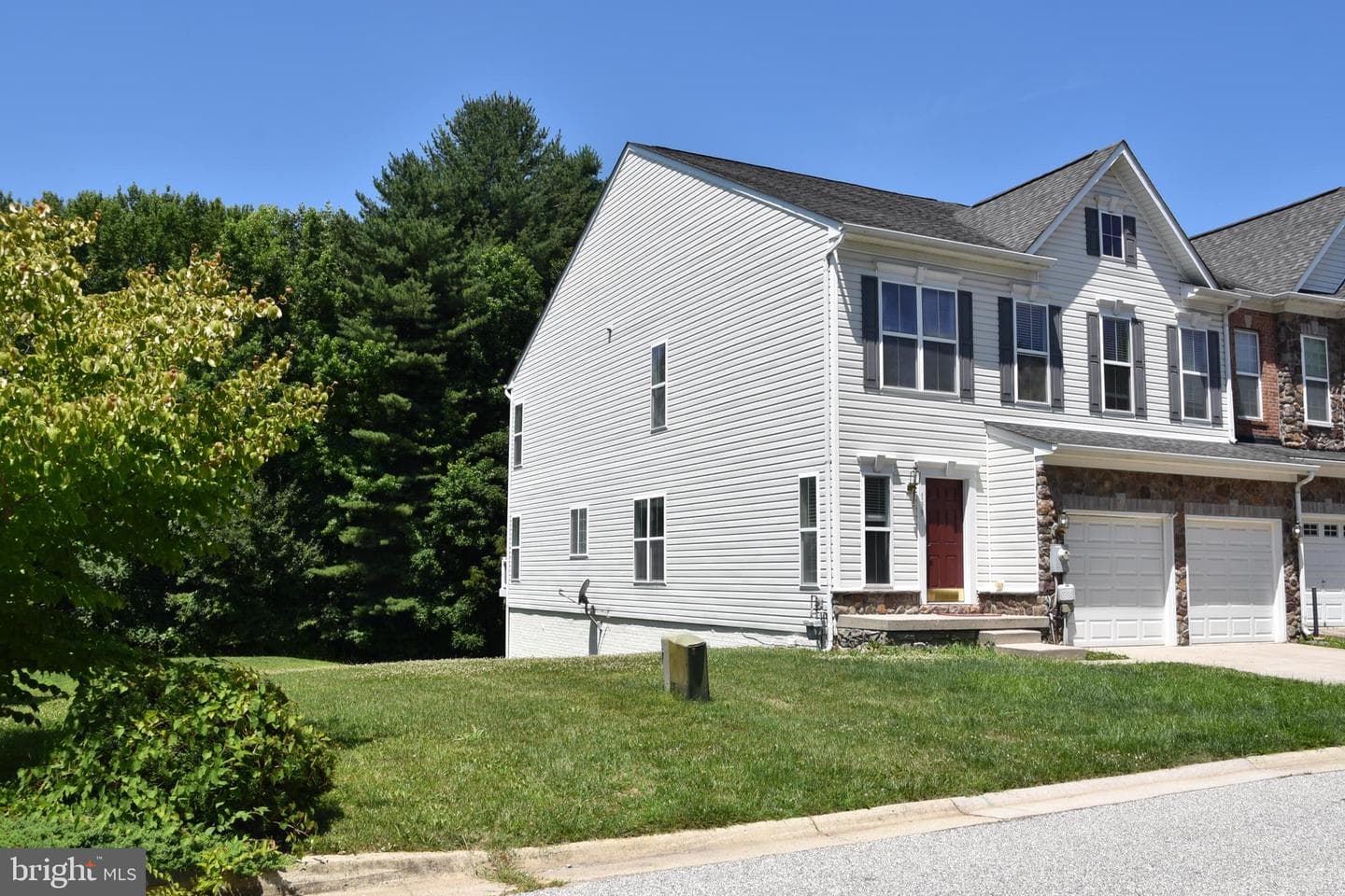 139 Hokeland Drive photo 9