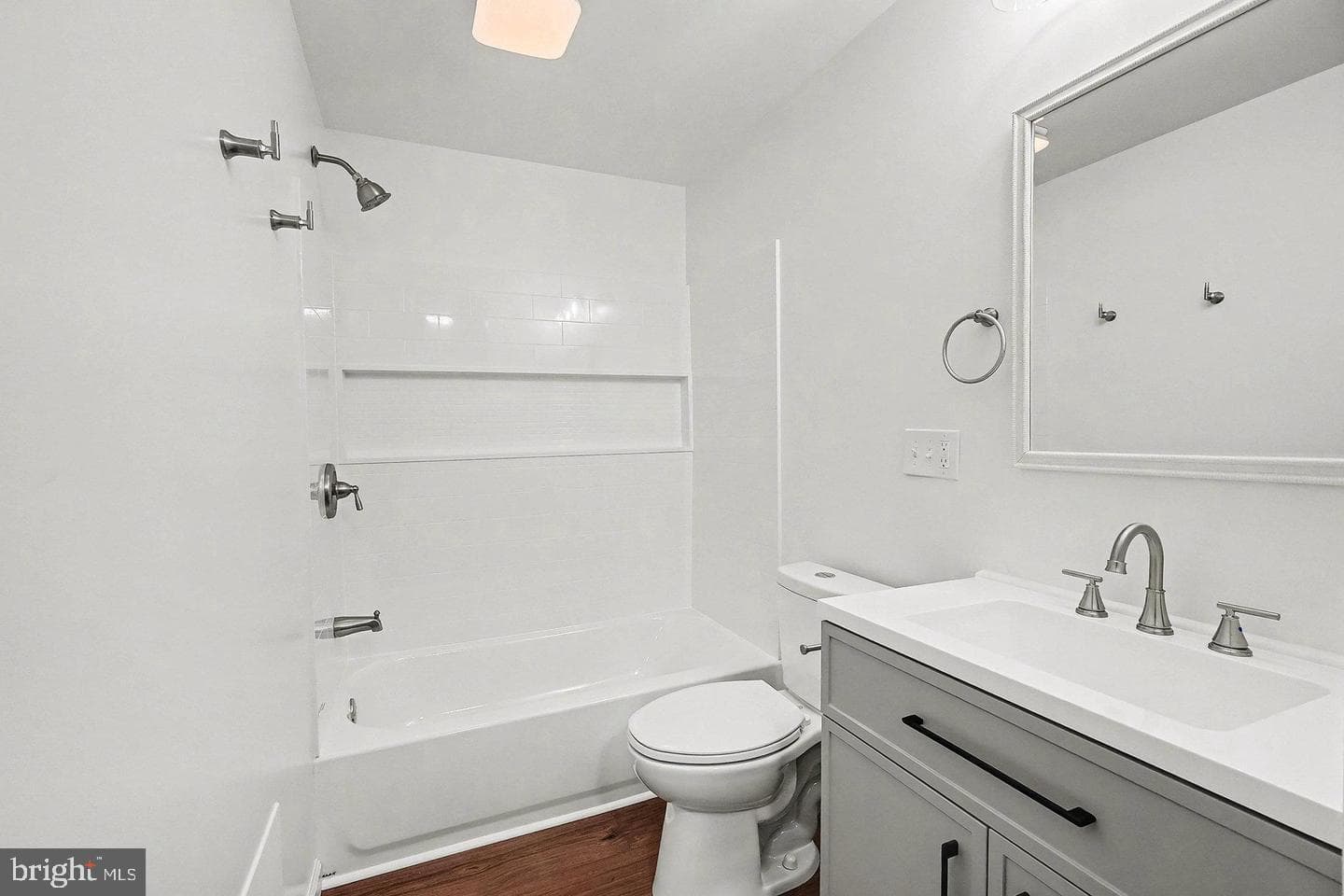 1507 Superior Street photo 29