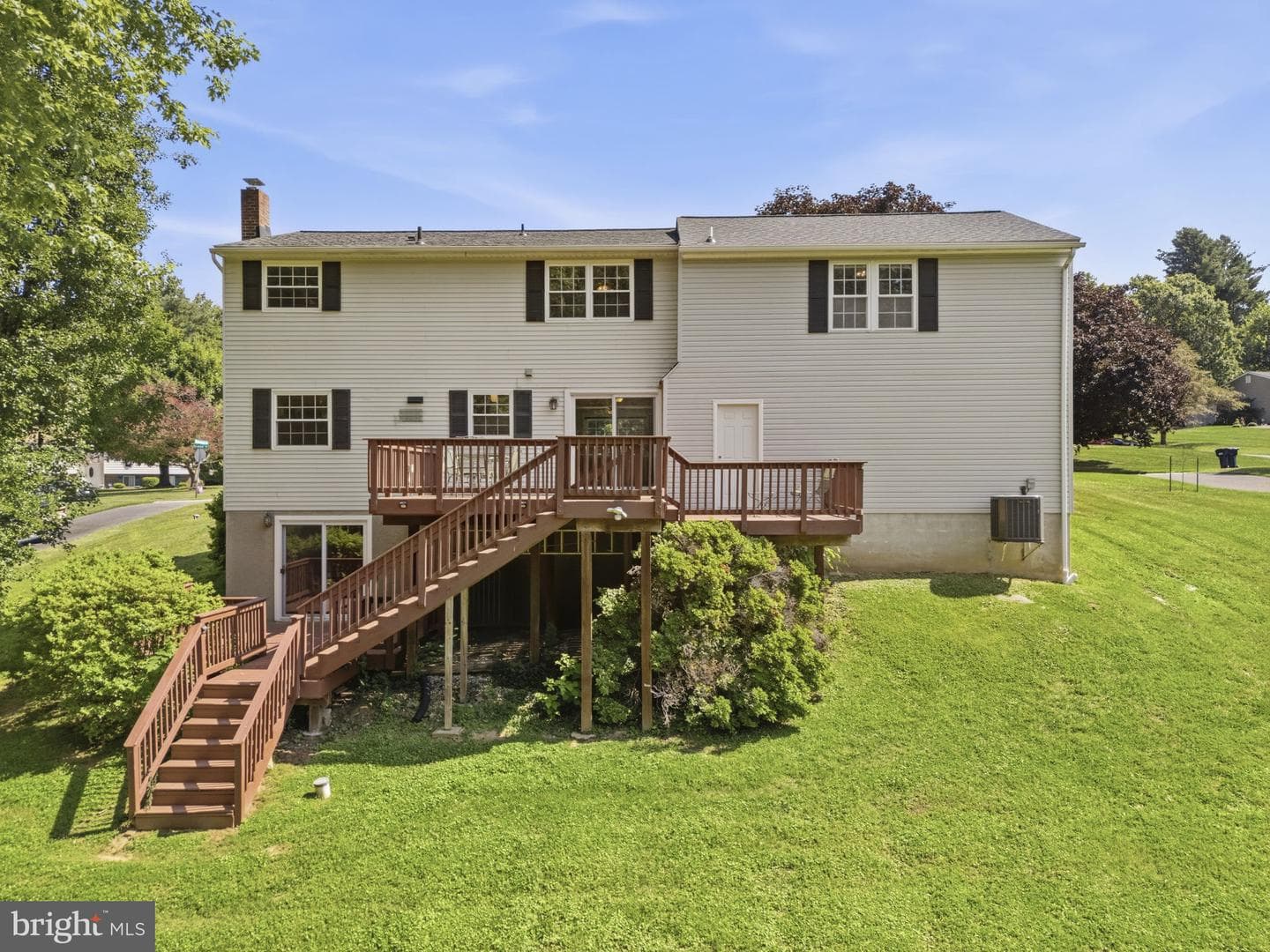 3906 Boxwood Road photo 35