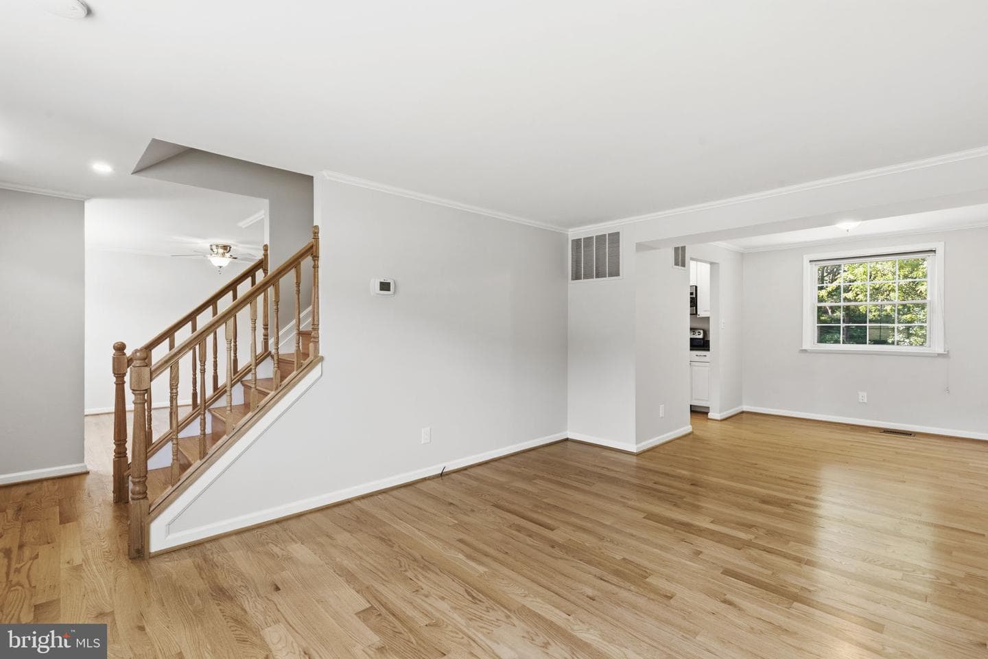 3906 Boxwood Road photo 7