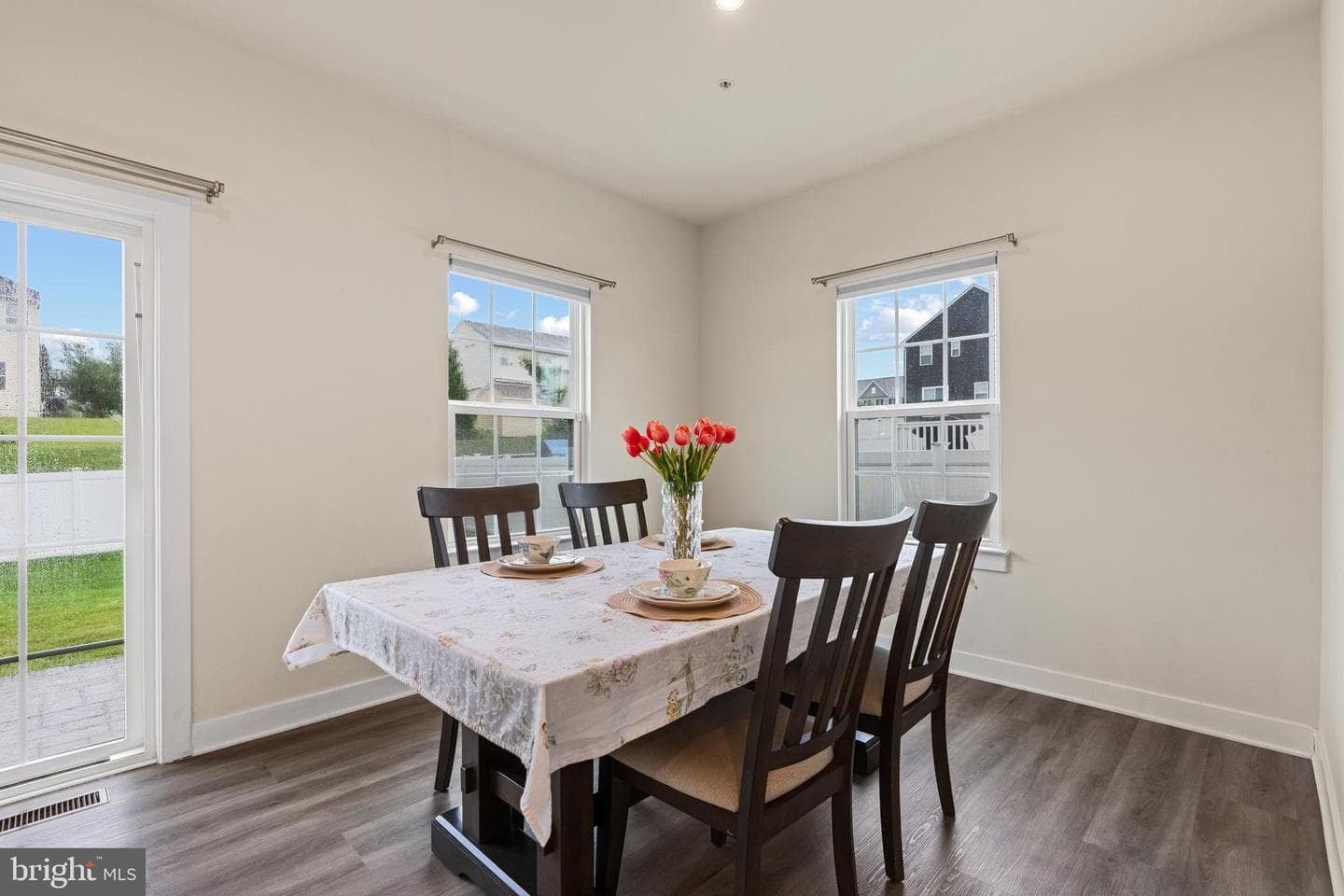 3604 Darvell Circle photo 24