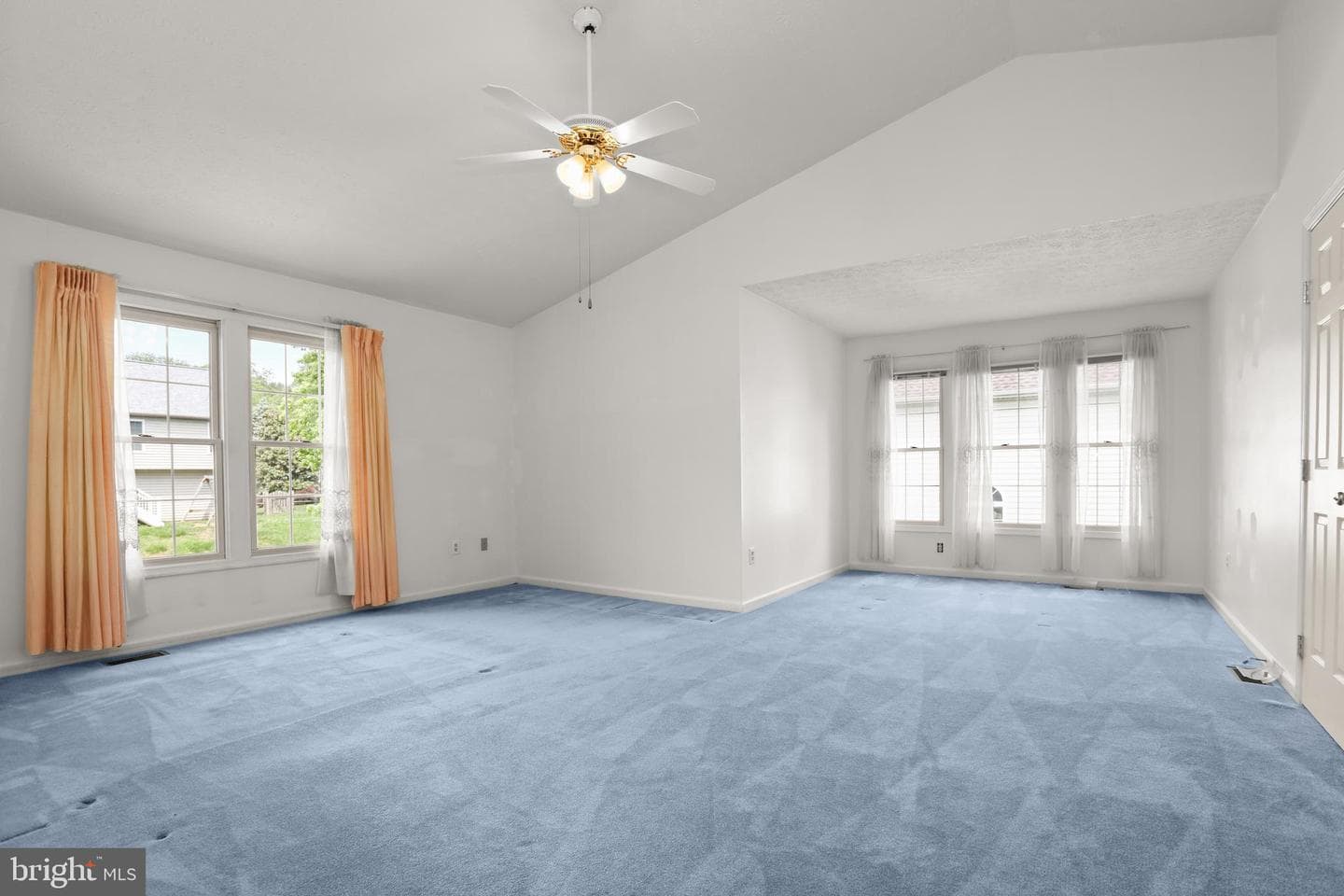 1710 Gillingham Drive photo 24
