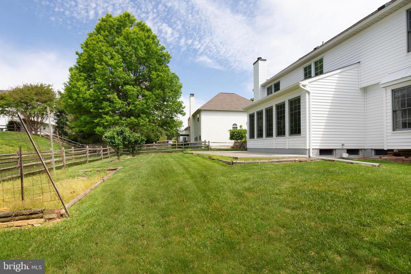 1710 Gillingham Drive photo 38