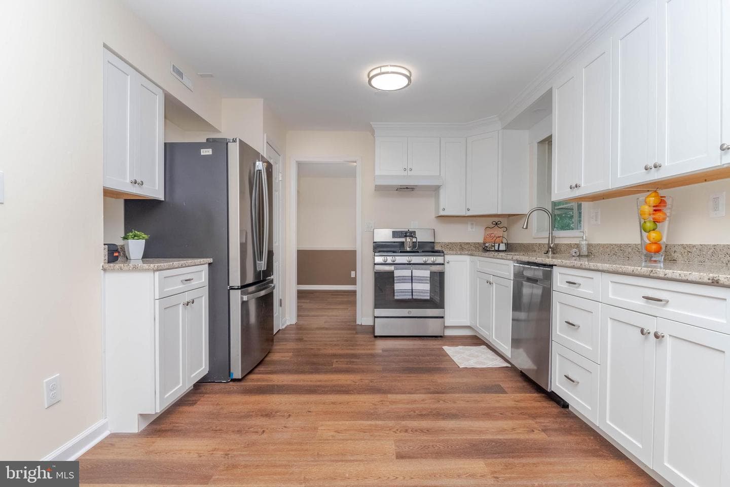 226 Garnett Road photo 11