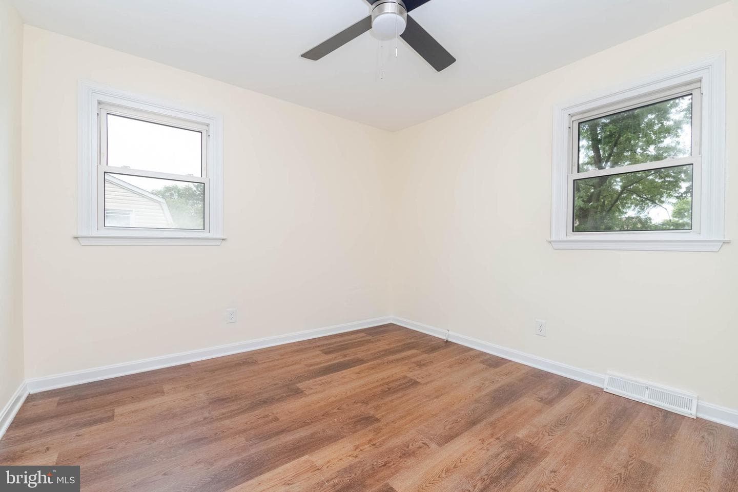 226 Garnett Road photo 22