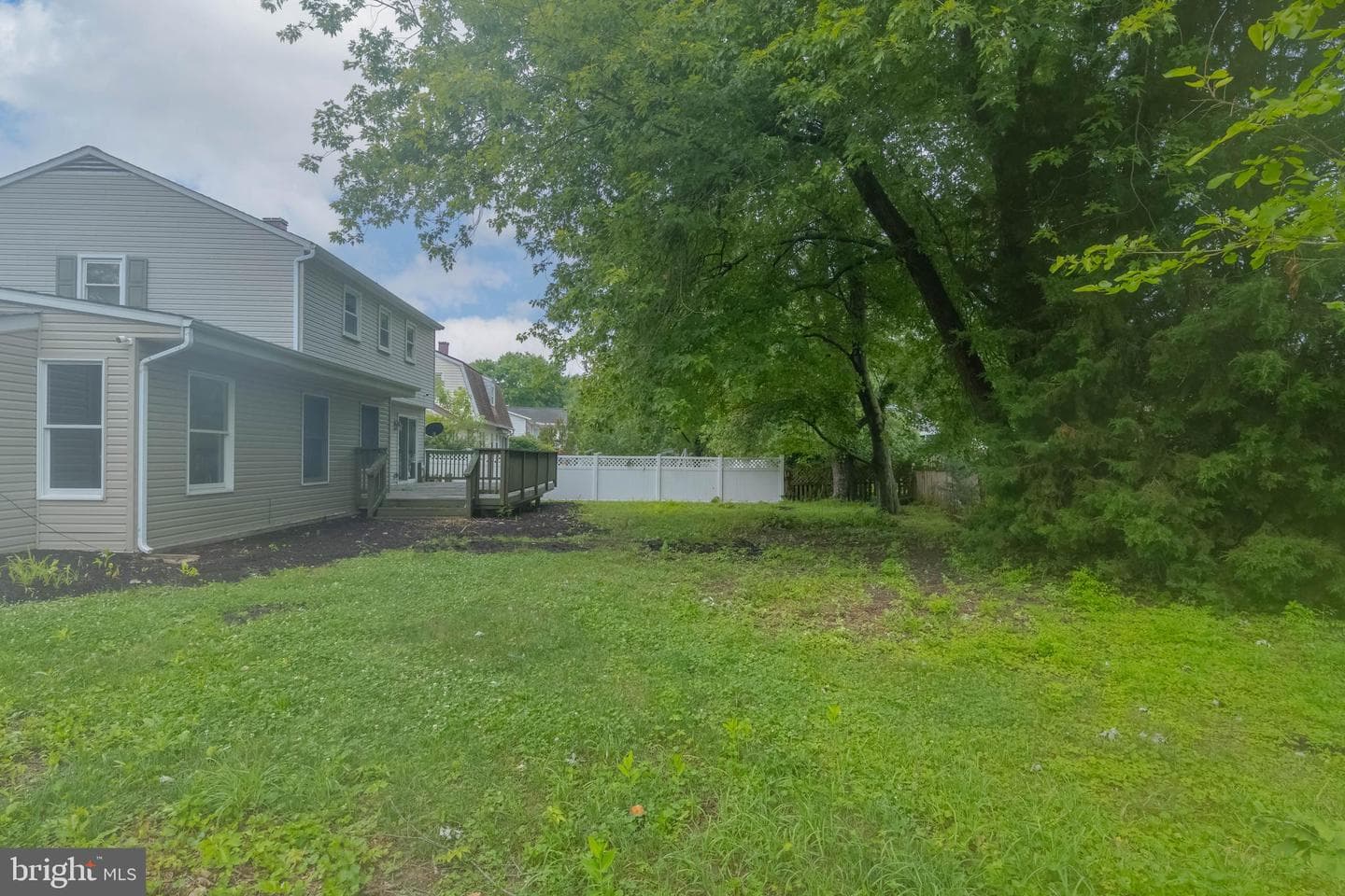 226 Garnett Road photo 31
