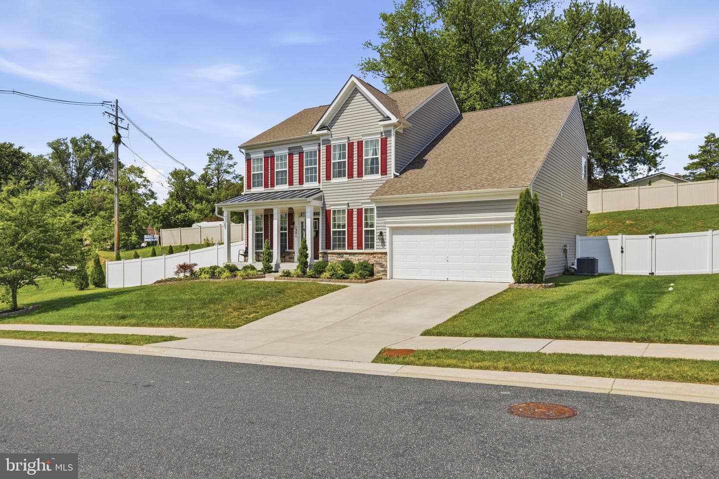 1301 Exmoor Lane photo 49