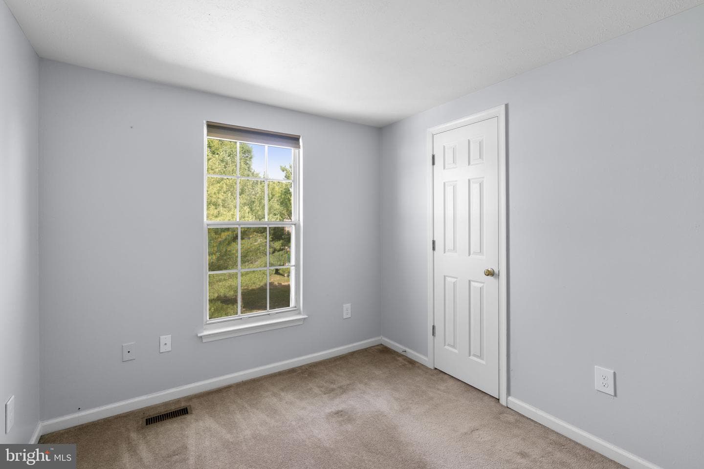 916 Pirates Court photo 25