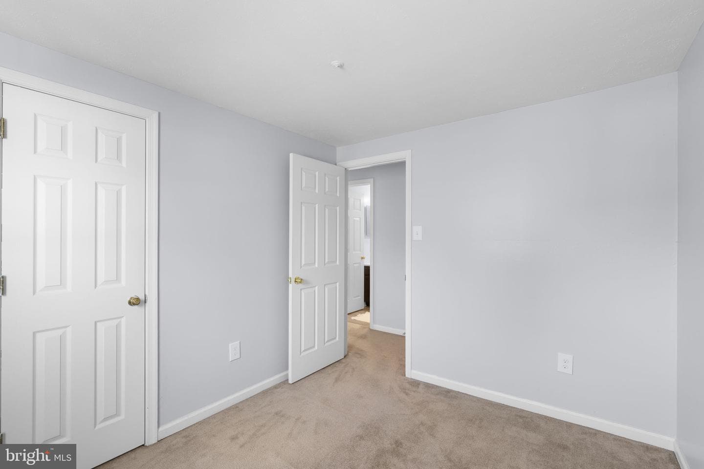 916 Pirates Court photo 26