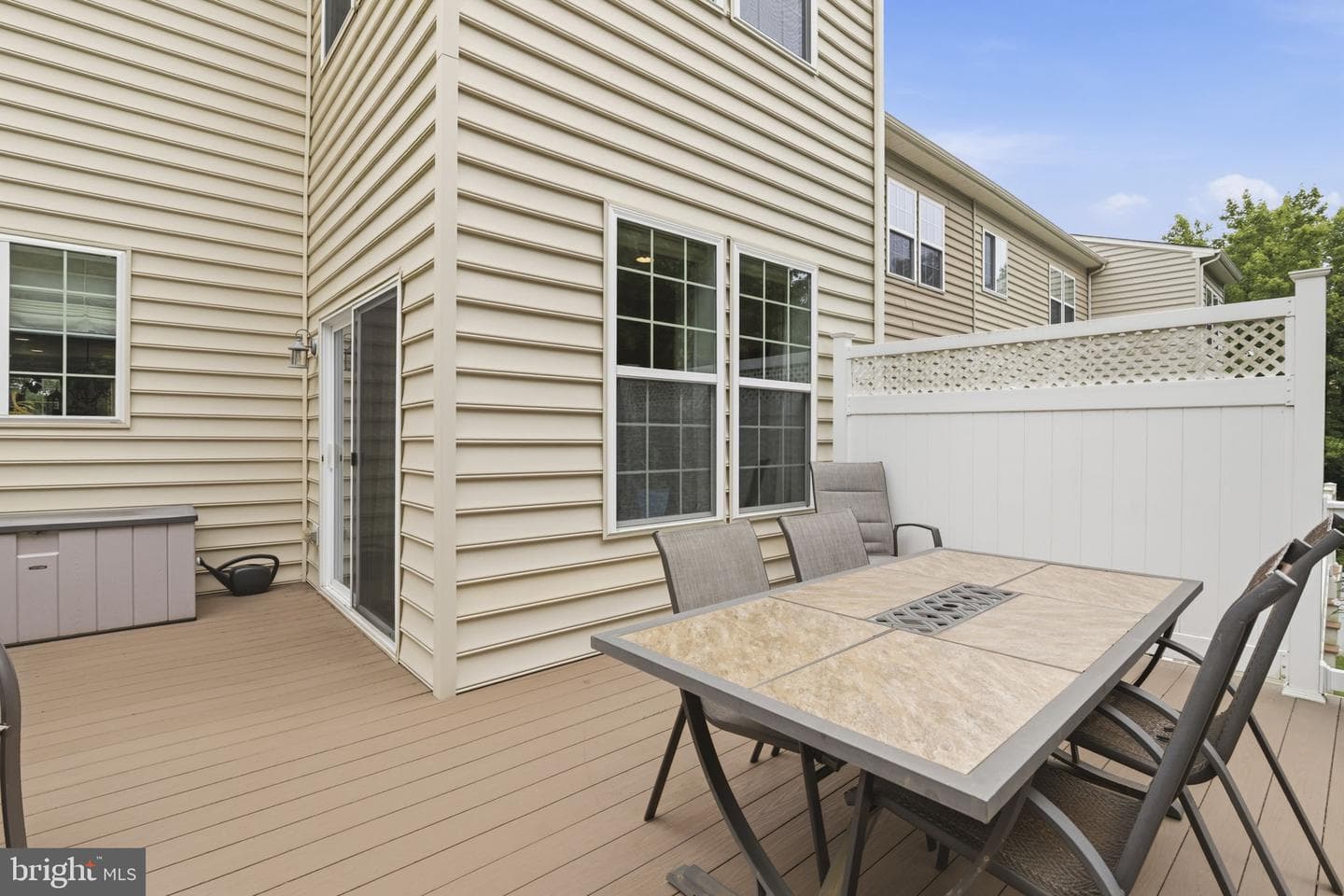 275 Mohegan Drive photo 16
