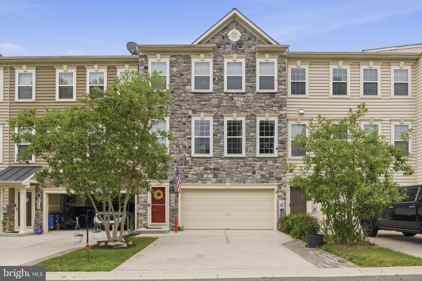 275 Mohegan Drive photo 41